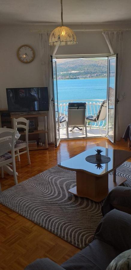 Apartment Matej Trogir Exterior photo