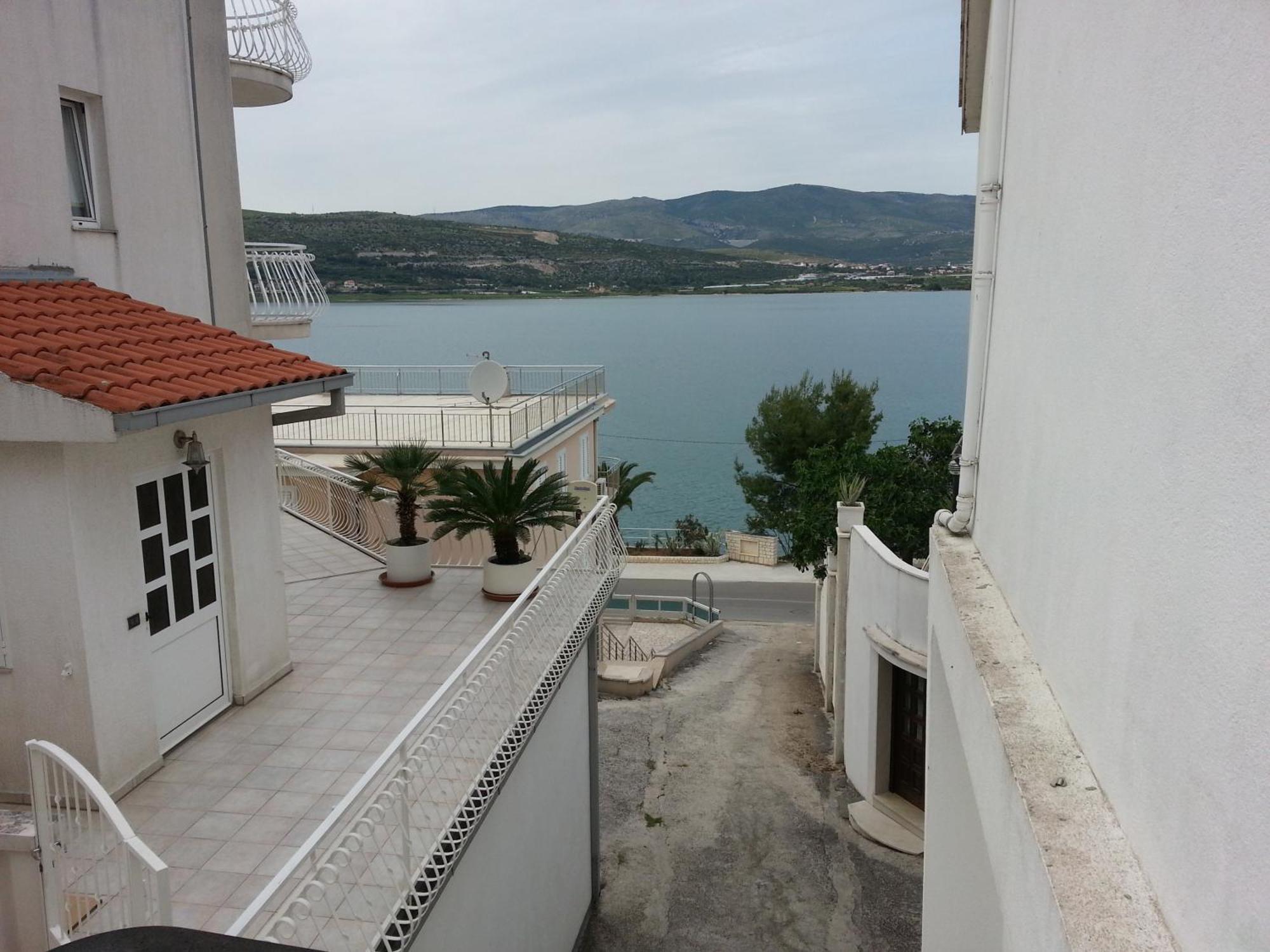 Apartment Matej Trogir Exterior photo
